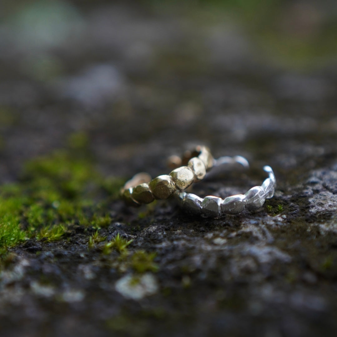 TOE RING / VALAYA -brass