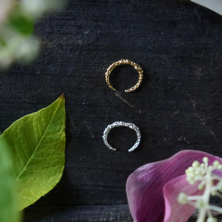 TOE RING / MANI -brass
