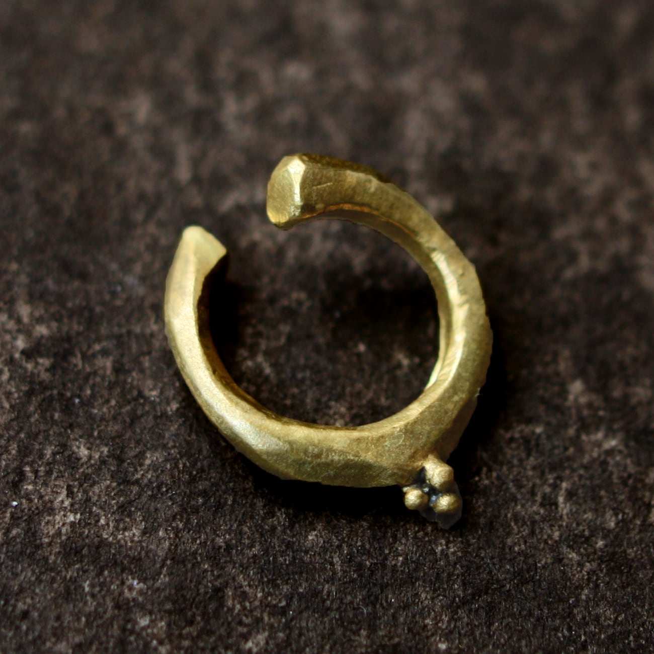EAR CUFF / -brass