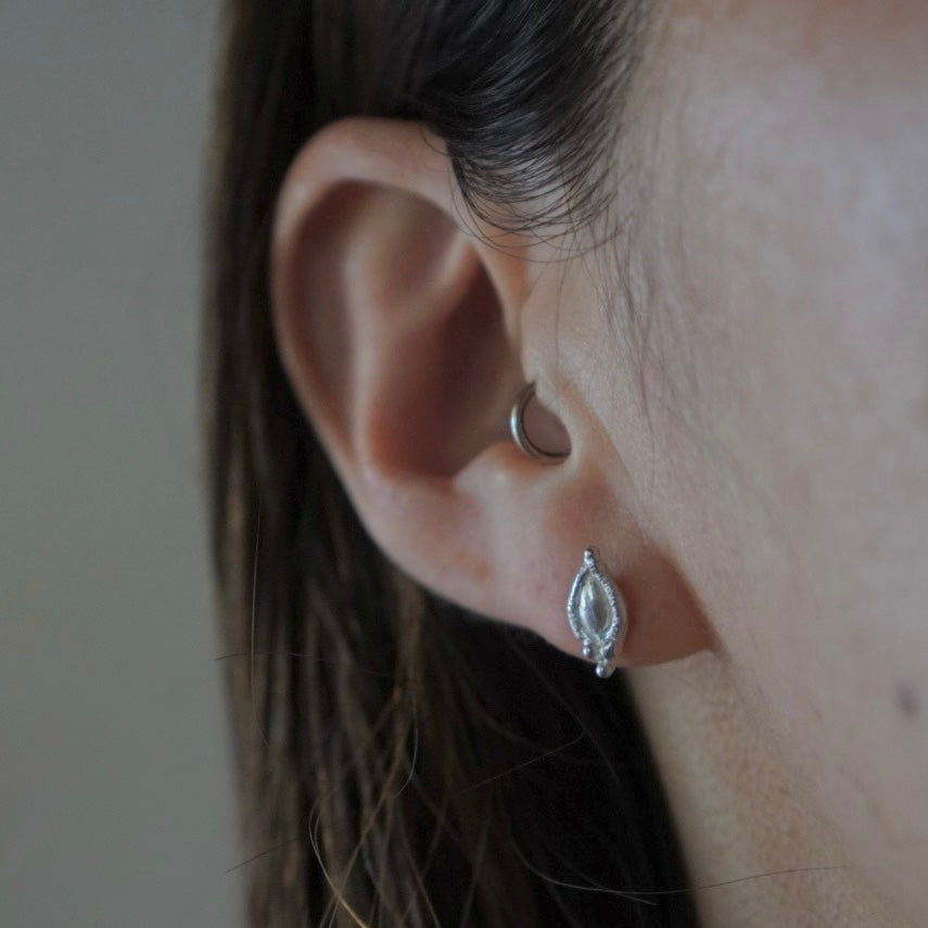 EARRINGS / PINCHA -silver