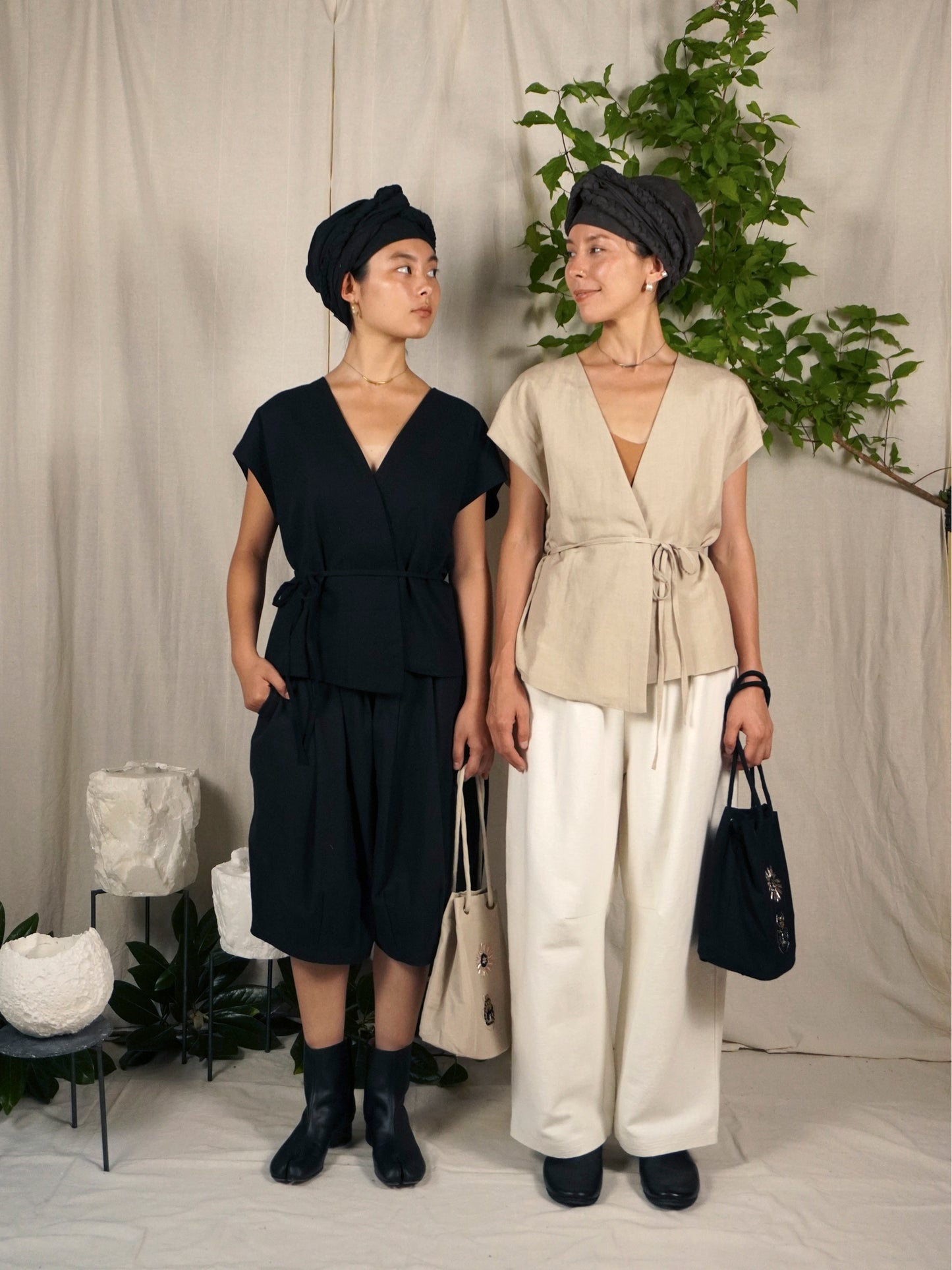 GILET / SCARAB & SUN -linen beige