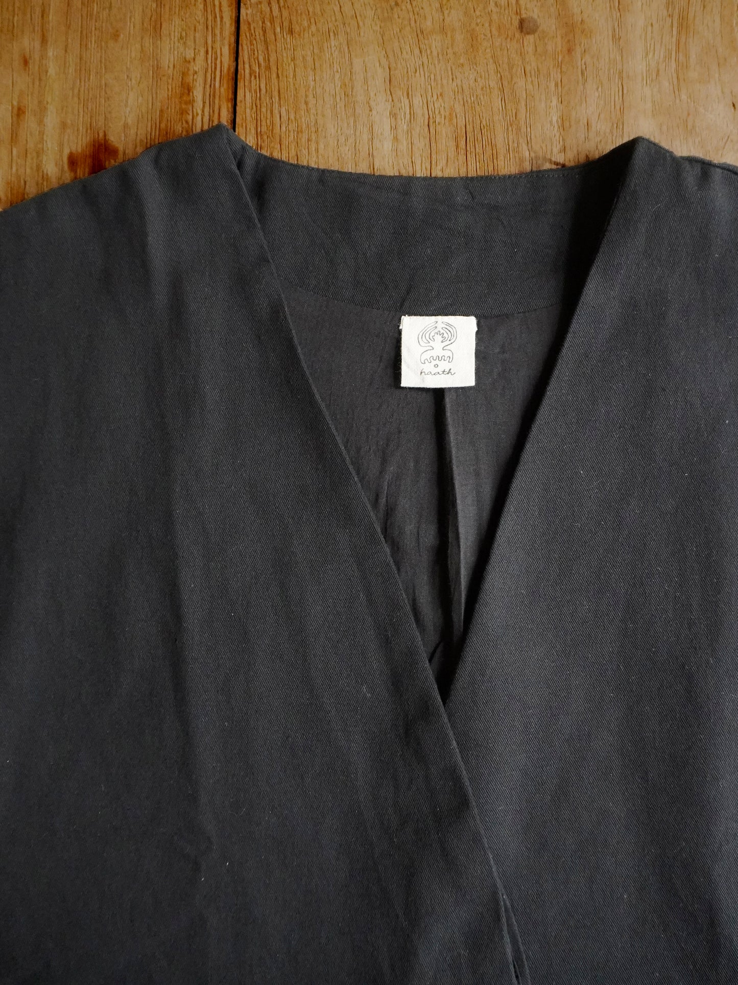 GILET / SCARAB & SUN -cotton black