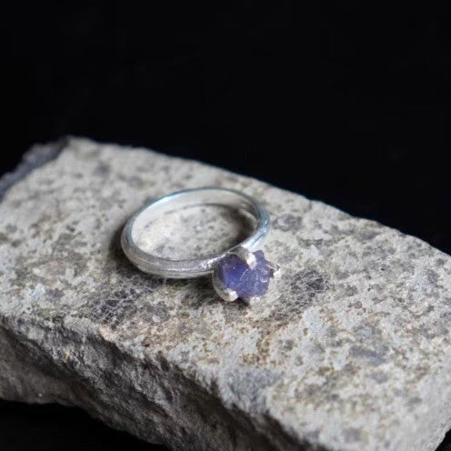 RING solitaire / TANZANITE -silver #11.5