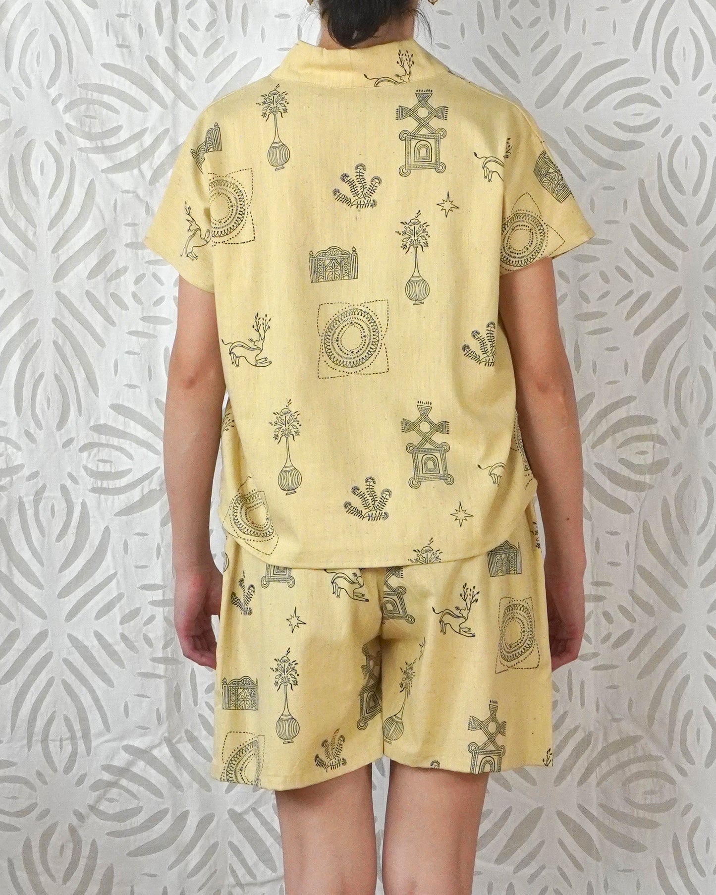 SHORT TOPS / A FEW MILES WEAR -jagree black