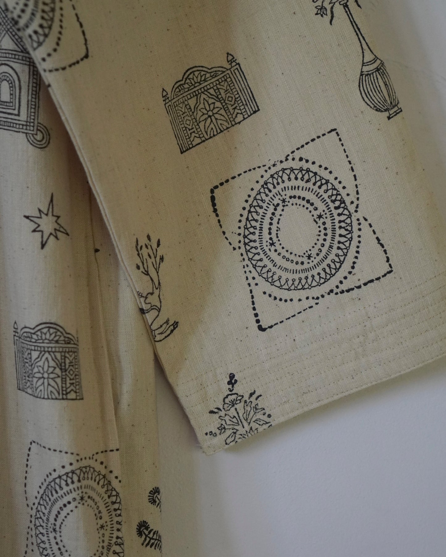 LONG TOPS / A FEW MILES WEAER-jaggery black