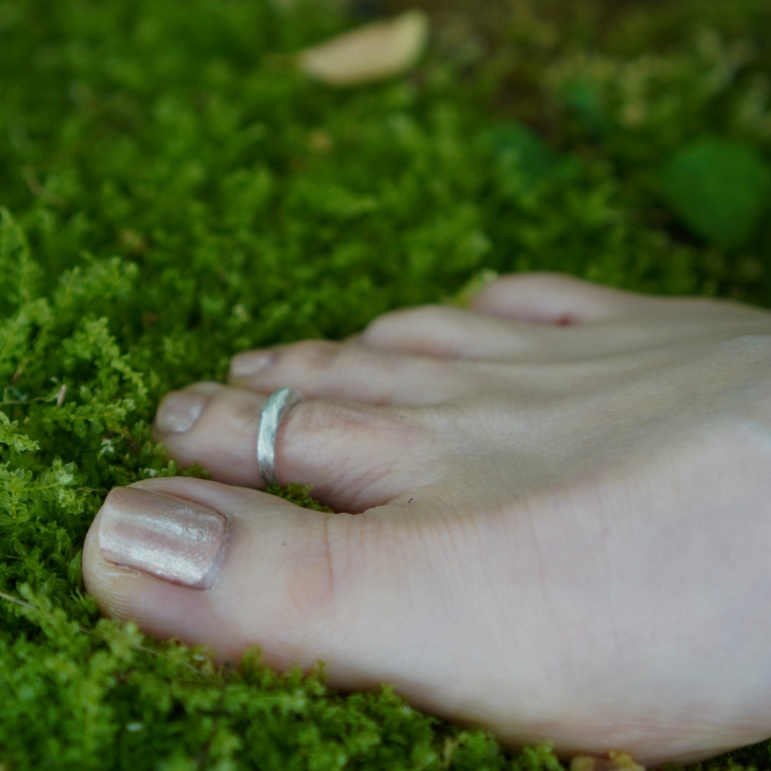 TOE RING / ANJANEYA -silver