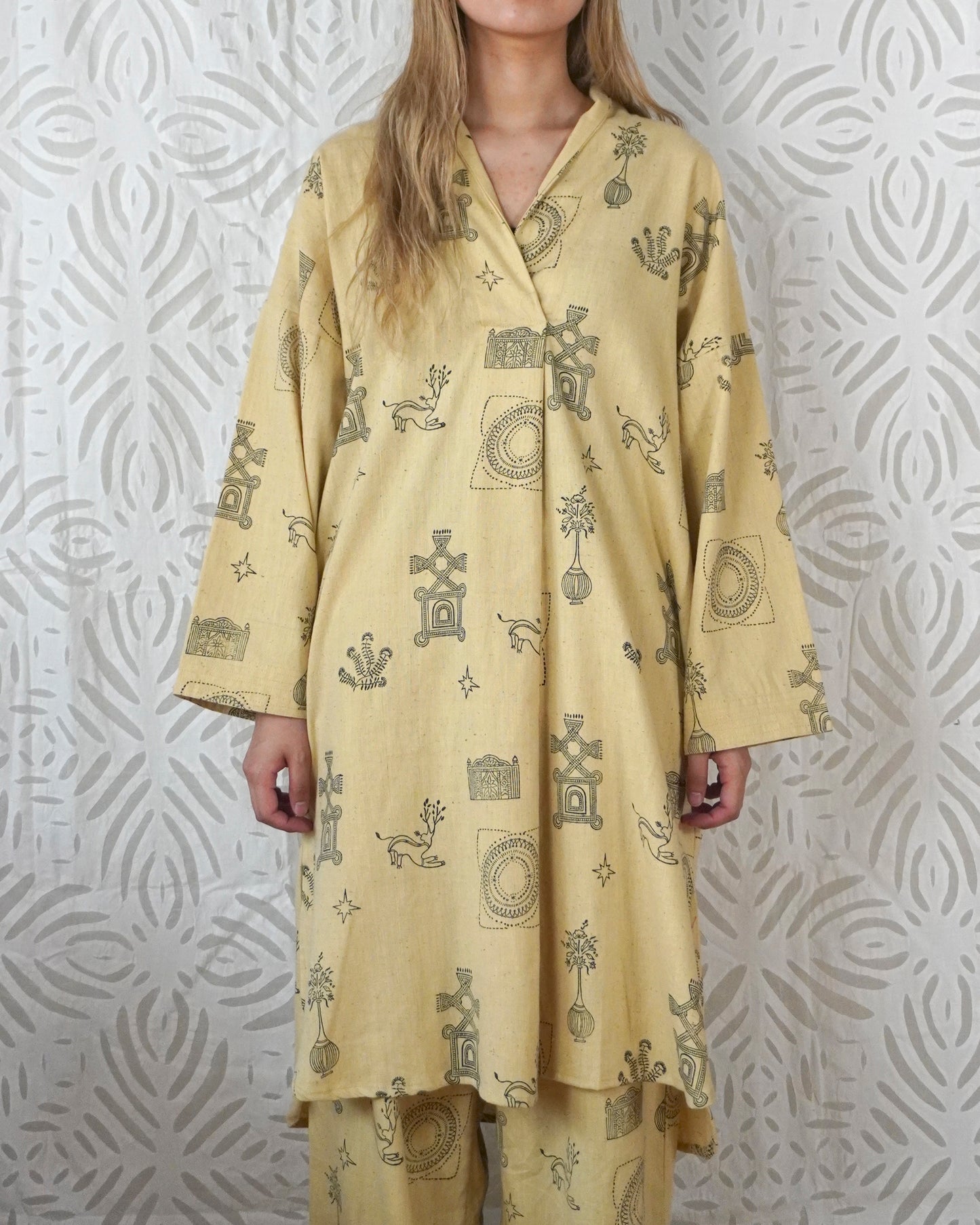 LONG TOPS / A FEW MILES WEAER-jaggery black