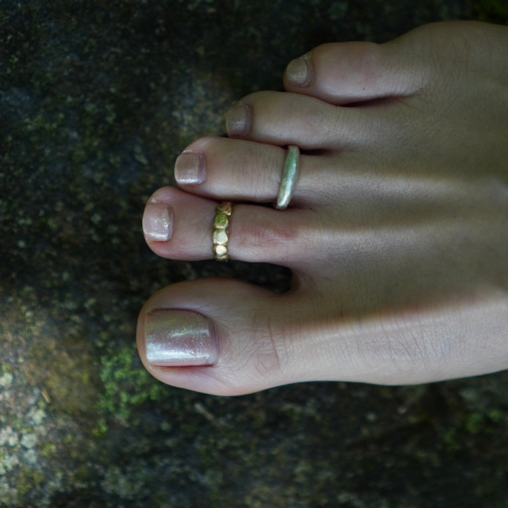 TOE RING / VALAYA -brass