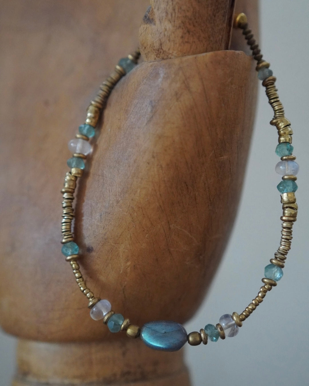 BRACELET / MISRANA -labradorite・apatite・moon stone-