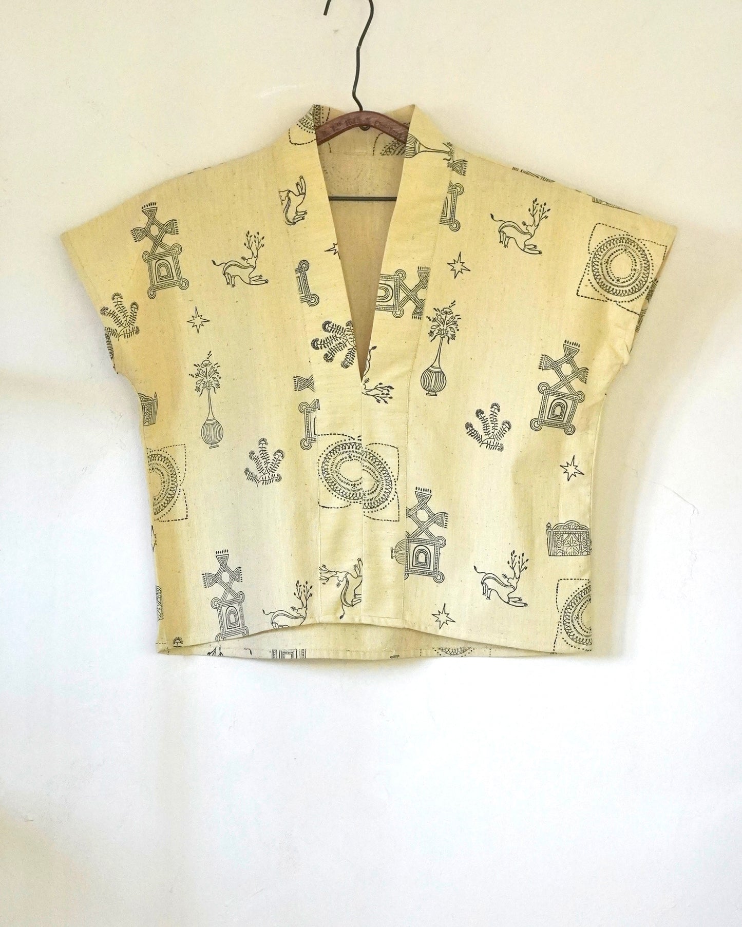 SHORT TOPS / A FEW MILES WEAR -jagree black