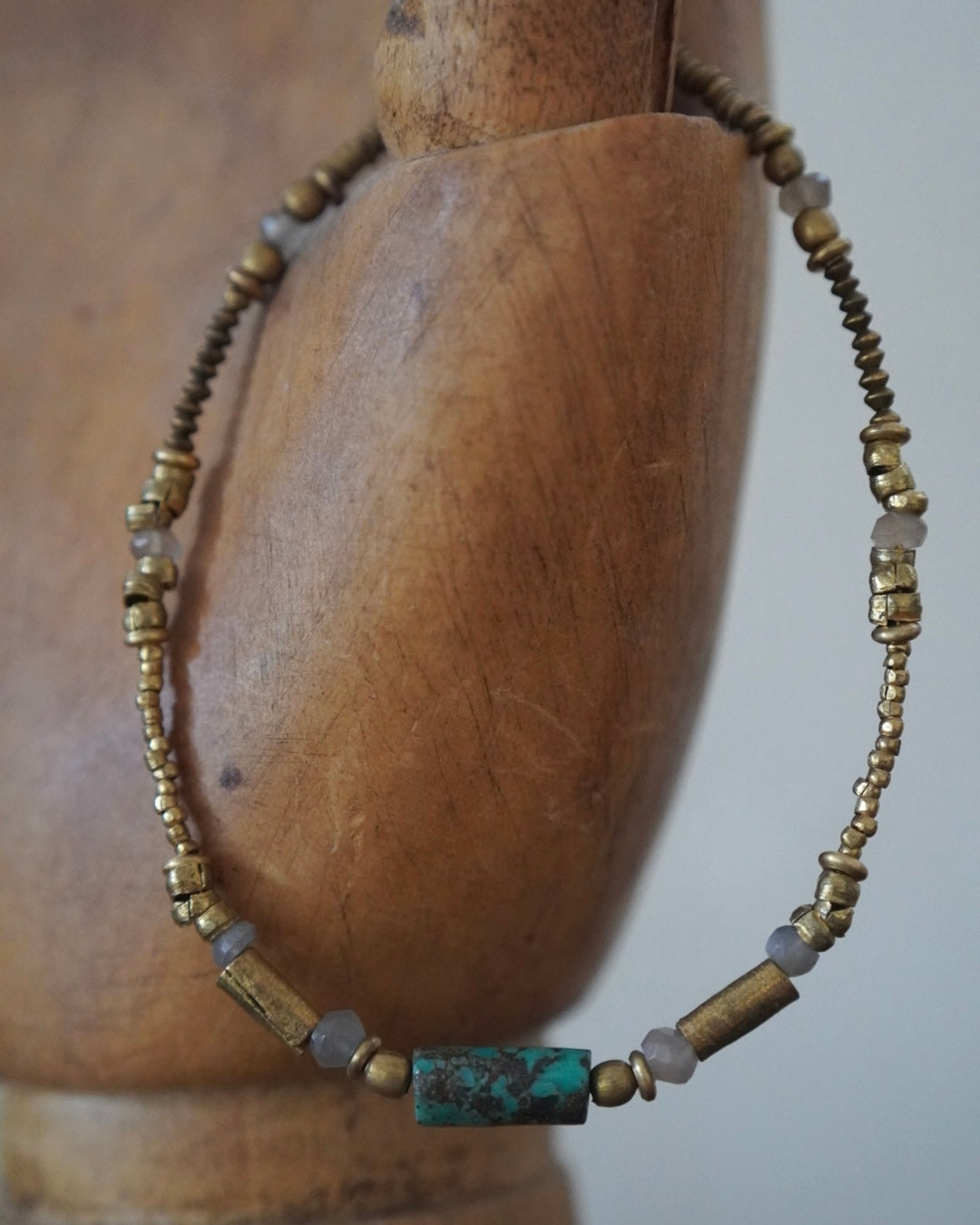 BRACELET / MISRANA -tibetan turquoise・grey moon stone-