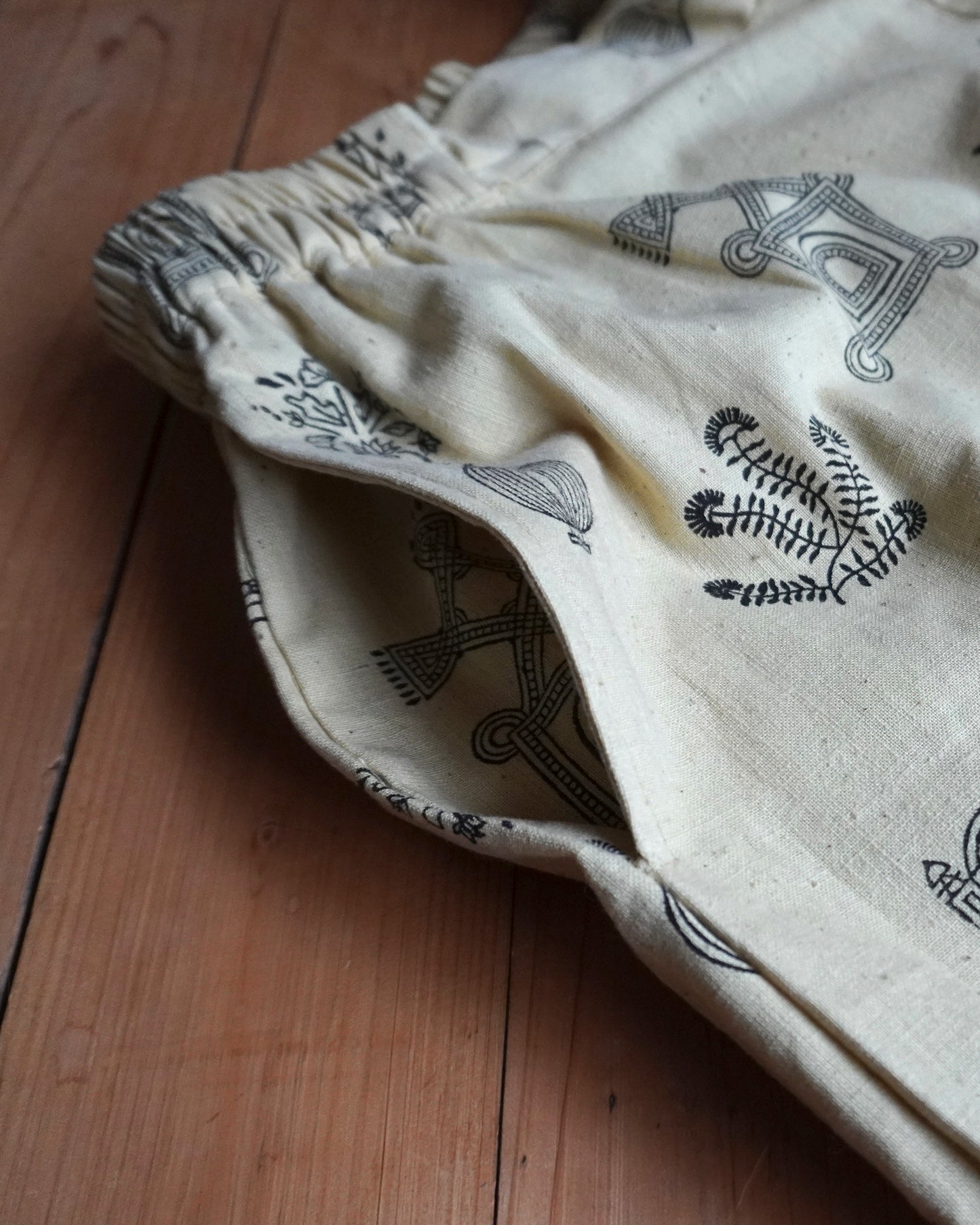SHORT PANTS / A FEW MILES WEAR -henna green