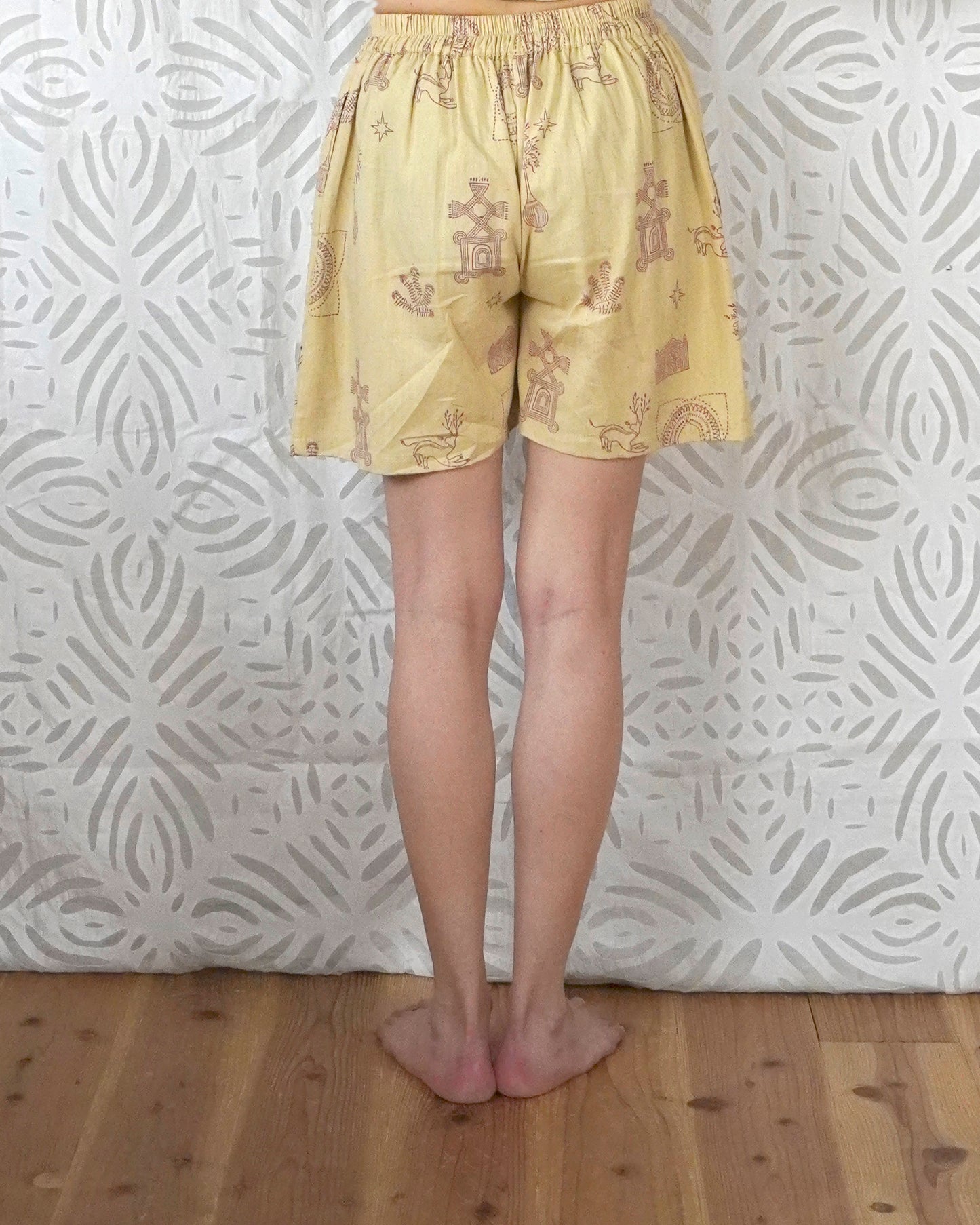 SHORT PANTS / A FEW MILES WEAR -root red