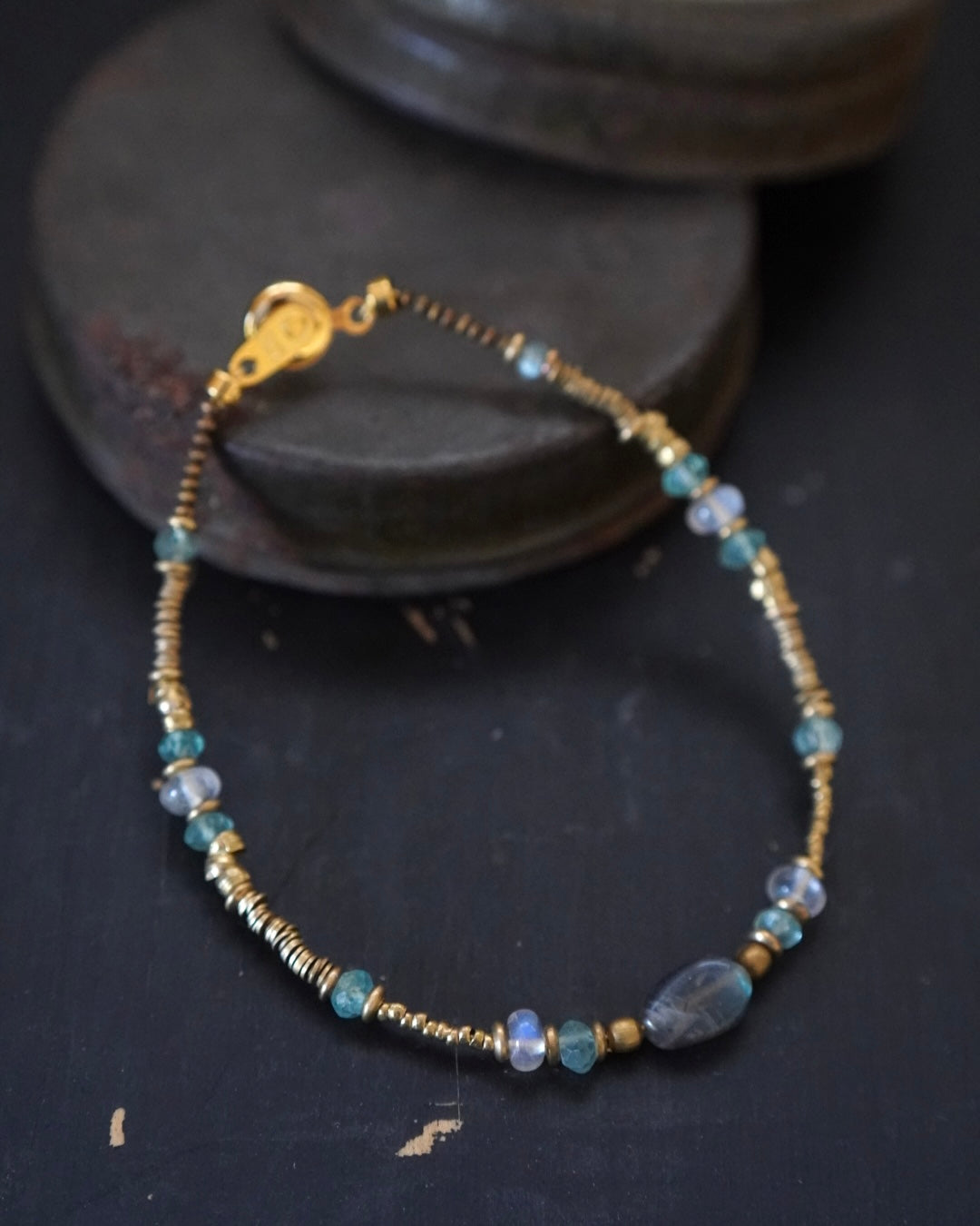 BRACELET / MISRANA -labradorite・apatite・moon stone-