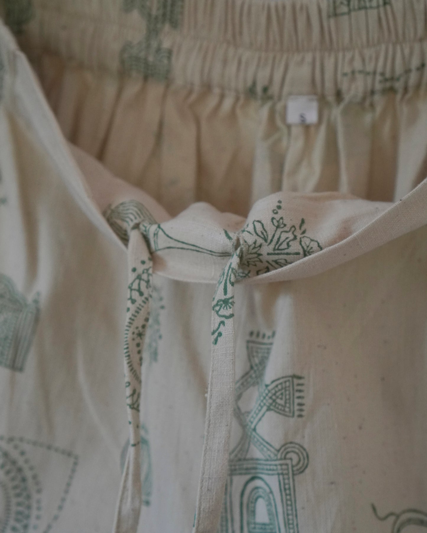 SHORT PANTS / A FEW MILES WEAR -henna green