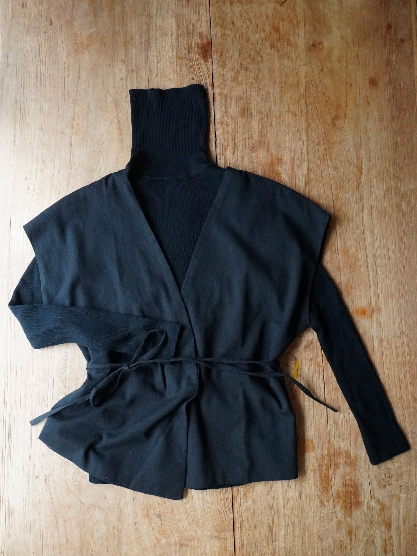 GILET / SCARAB & SUN -cotton black